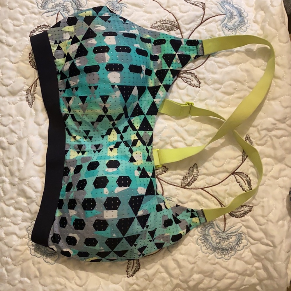Victoria’s Secret 32DD